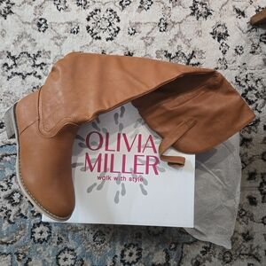 Olivia Miller Women's Tan Boots